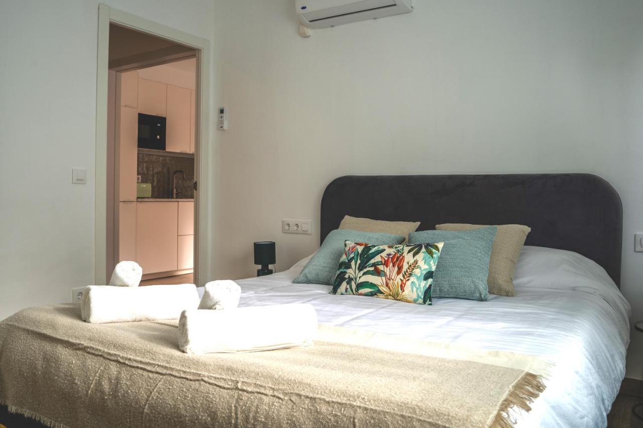 Soler Apartments Сан-Адриан-де-Бесос Экстерьер фото