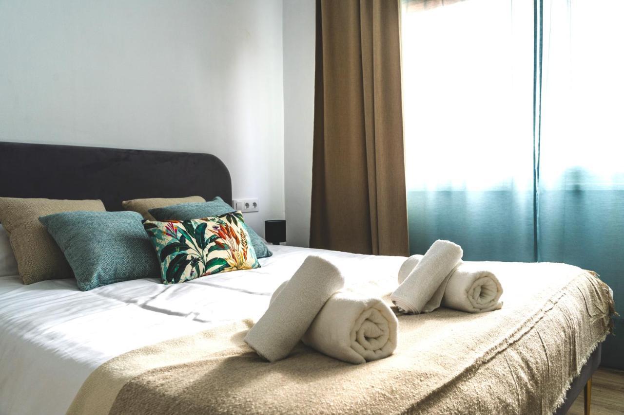 Soler Apartments Сан-Адриан-де-Бесос Экстерьер фото